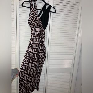 Slim fitting maxi dress.